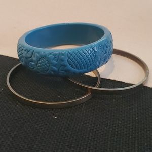 Bangle bracelets Set of 3
